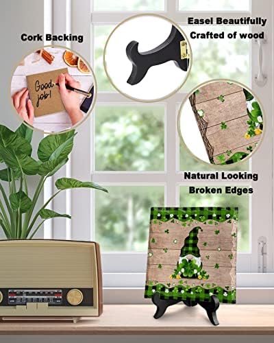 St Patricks Day Desk Decor with Wooden Stand