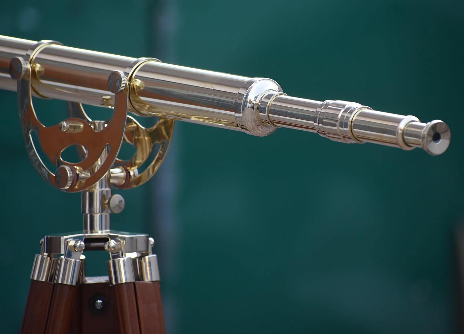 Classic Brass Telescope with Wooden Stand for Home and Office Dcor
