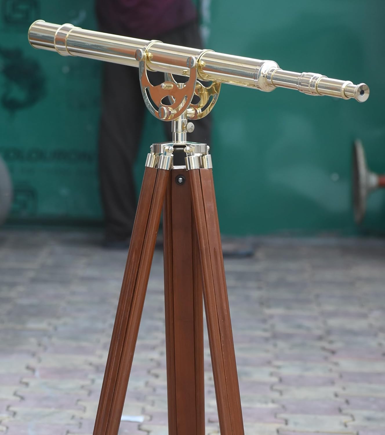 Classic Brass Telescope with Wooden Stand for Home and Office Dcor