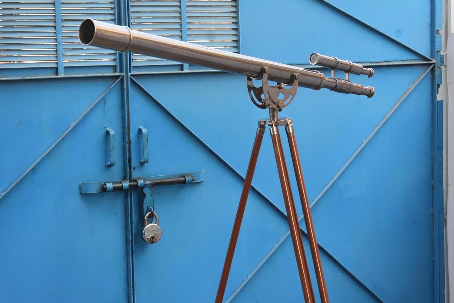 Vintage Double Barrel Telescope with Wooden Tripod 1